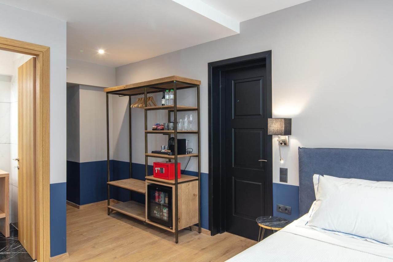 Hotel The Vault Atene Esterno foto