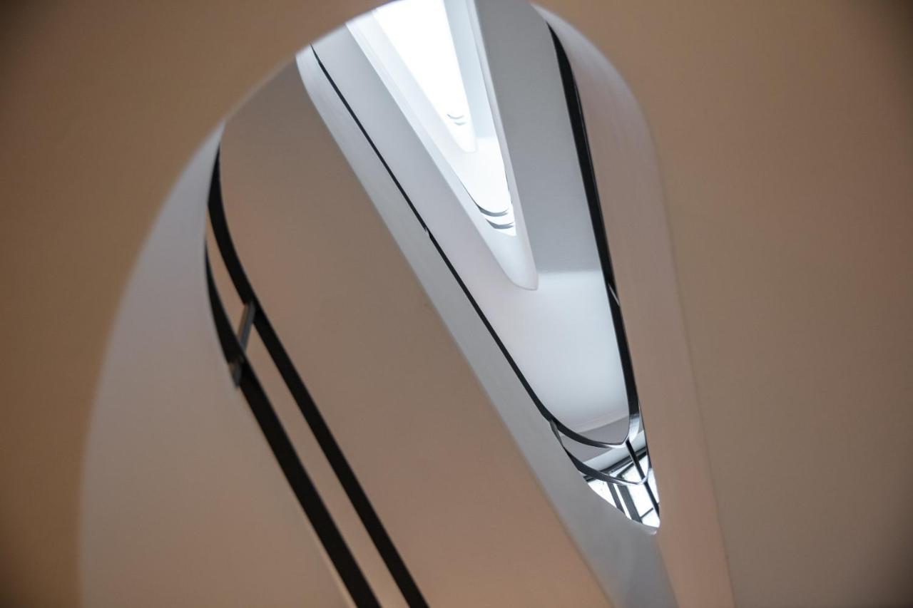 Hotel The Vault Atene Esterno foto