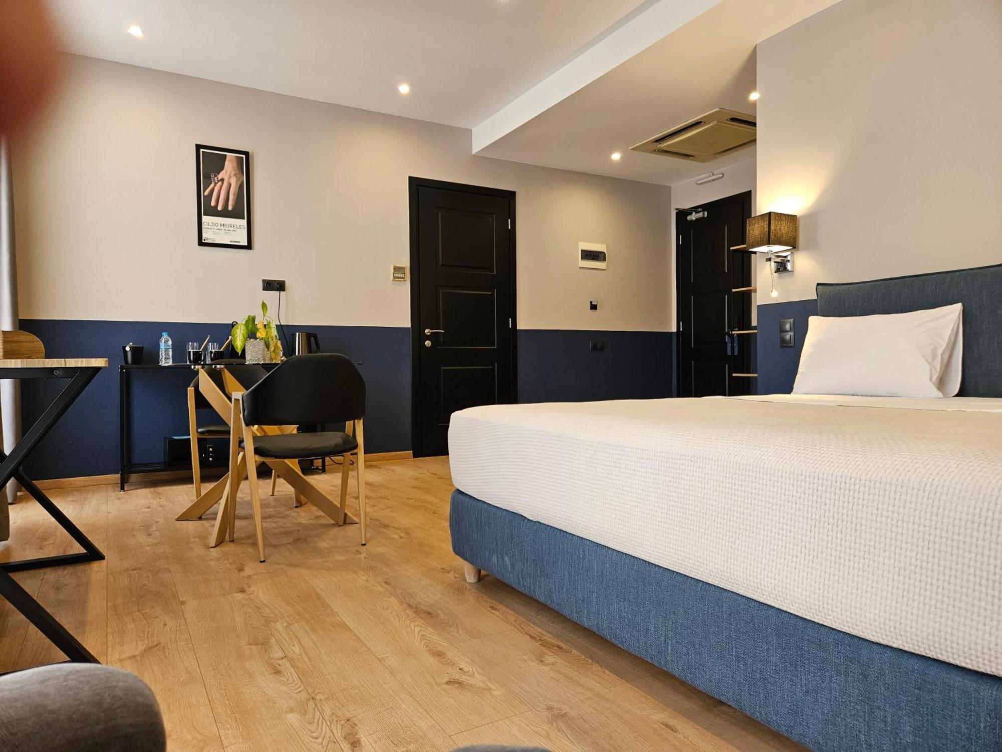 Hotel The Vault Atene Esterno foto